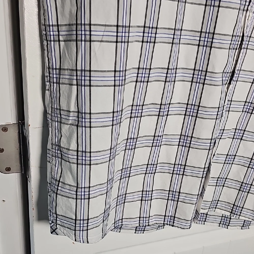 North Face XXL Casual White and Blue Button Down Shirt
